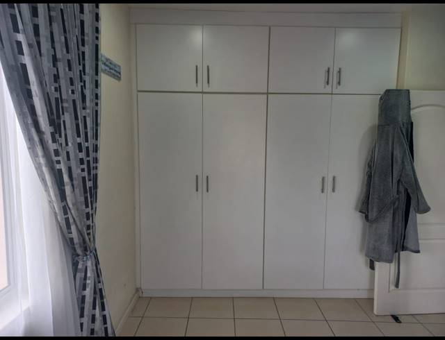 2 BEDROOM APARTMENT RENTED IN ESSENWOOD